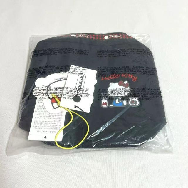 ★新品未使用★LeSportsac レスポートサック ハローキティー ブラック 黒色 化粧ポーチ 収納ポケット 7121 送料無料 < 女性ファッション  ★新品未使用★LeSportsac レスポートサック ハローキティー ブラック 黒色 化粧ポーチ 収納ポケット 7121 送料無料 < 女性ファッションの