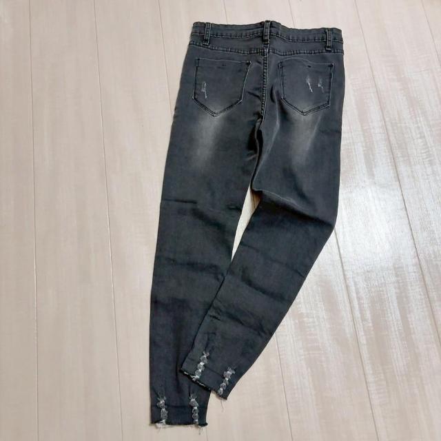 ◆定番ダメージスキニーデニム◆ストレッチ◎ブラックM*ギャルコーデ*美品♪ < 女性ファッション ◆定番ダメージスキニーデニム◆ストレッチ◎ブラックM*ギャルコーデ*美品♪ < 女性ファッションの