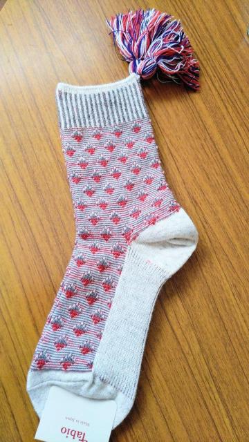 Tabio★フリンジ付き靴下 < 女性ファッション Tabio★フリンジ付き靴下 < 女性ファッションの