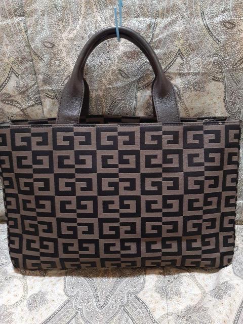 �W�o���V�B GIVENCHY �{�v�R���r/�n���h�o�b�O/�g�[�g�o�b�O �� �����t�@�b�V������ 