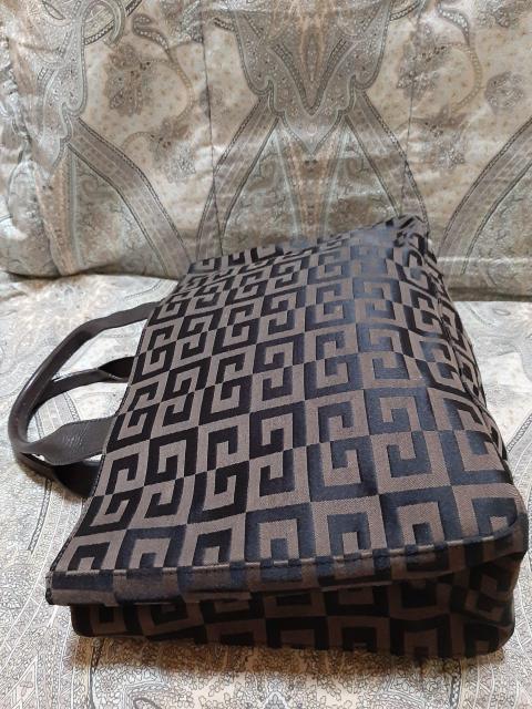 �W�o���V�B GIVENCHY �{�v�R���r/�n���h�o�b�O/�g�[�g�o�b�O �� �����t�@�b�V������ 