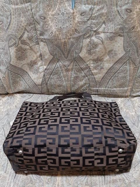 �W�o���V�B GIVENCHY �{�v�R���r/�n���h�o�b�O/�g�[�g�o�b�O �� �����t�@�b�V������ 