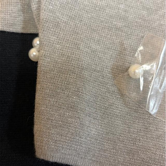 ���f�B�[�X�@�Z�[�^�[ �� �����t�@�b�V������ 