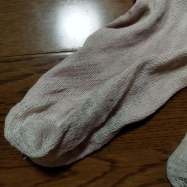 使用済み ダメージあり ソックス 1足 ピンクベージュ系 < 女性ファッション 使用済み ダメージあり ソックス 1足 ピンクベージュ系 < 女性ファッションの