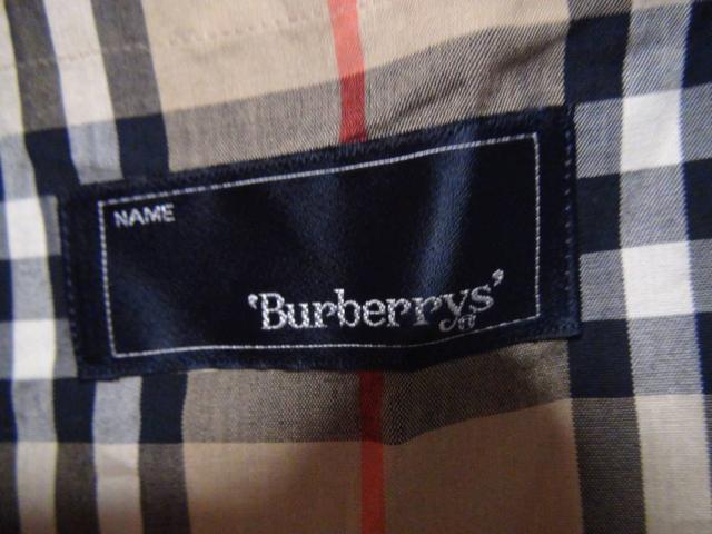 バーバリー(BURBERRY)のコート(L) タマムシ色!。 < ブランド  バーバリー(BURBERRY)のコート(L) タマムシ色!。 < ブランドの