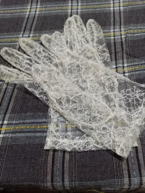 S 白の手袋 < 女性ファッション  S 白の手袋 < 女性ファッションの