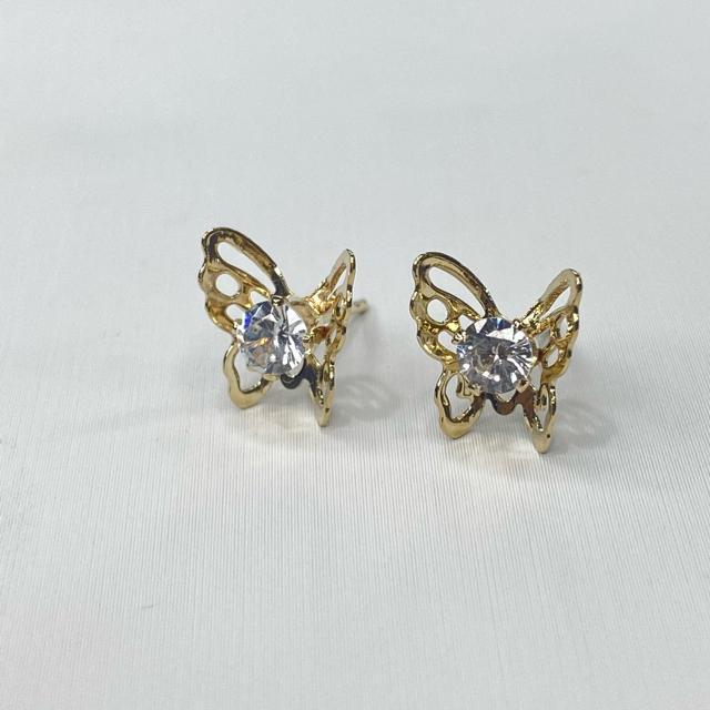 《pierce》キラッキラ 0.5ct ×2 蝶々型ピアス 両耳用 < 女性アクセサリー/時計  《pierce》キラッキラ 0.5ct ×2 蝶々型ピアス 両耳用 < 女性アクセサリー/時計の