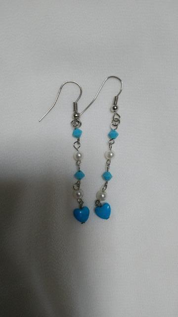 白パール/スワロターコイズ&ハートピアス◆ガーリー/カジュアル系◆未使用即決 < 女性アクセサリー/時計 白パール/スワロターコイズ&ハートピアス◆ガーリー/カジュアル系◆未使用即決 < 女性アクセサリー/時計の