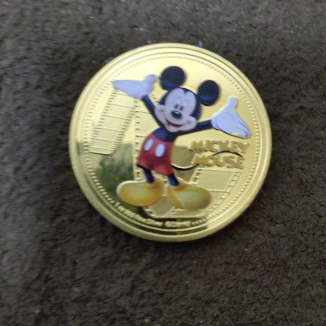 2020年 ニュージーランド エリザベス二世 ミッキーマウス 金色メダル < ホビー 2020年 ニュージーランド エリザベス二世 ミッキーマウス 金色メダル < ホビーの
