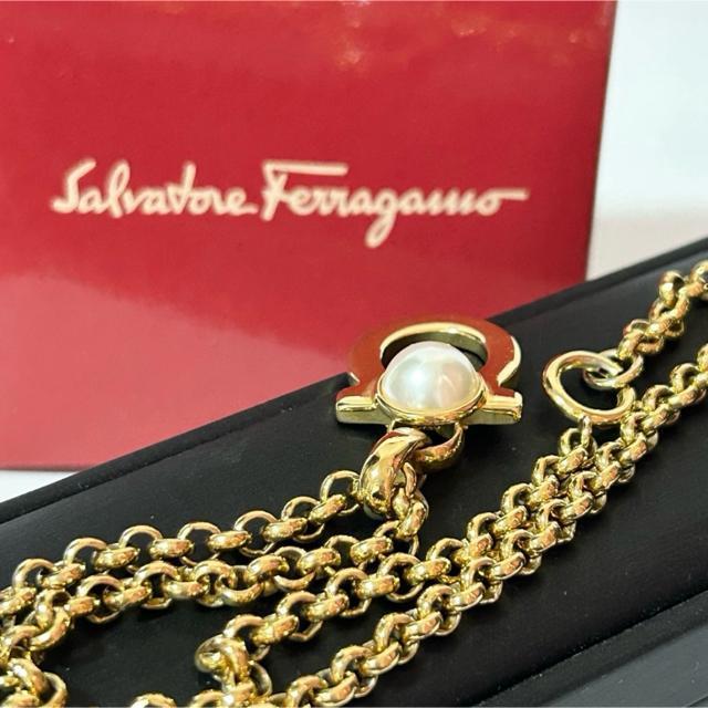 ���i Salvatore Ferragamo �t�F���K��  �K���`�[�j �y���_���g �l�b�N���X �t�F�C�N�p�[�� �S�[���h �� �u�����h�� 