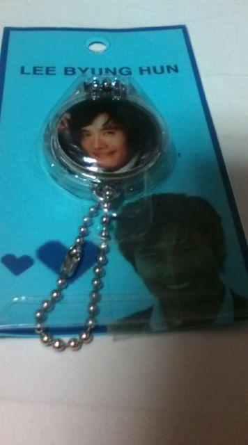 イ・ビョンホン素敵な写真入り爪切り&ポールチェーン付き < タレントグッズ  イ・ビョンホン素敵な写真入り爪切り&ポールチェーン付き < タレントグッズの