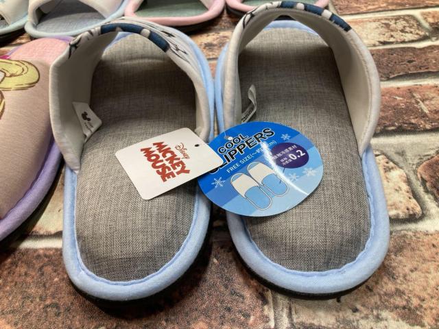 送料無料『ディズニー4キャラから1足』接触冷感・ひんやりクールスリッパ ニューバージョン < 女性ファッション  送料無料『ディズニー4キャラから1足』接触冷感・ひんやりクールスリッパ ニューバージョン < 女性ファッションの