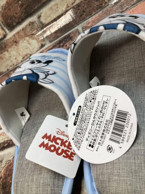 送料無料『ディズニー4キャラから1足』接触冷感・ひんやりクールスリッパ ニューバージョン < 女性ファッション  送料無料『ディズニー4キャラから1足』接触冷感・ひんやりクールスリッパ ニューバージョン < 女性ファッションの