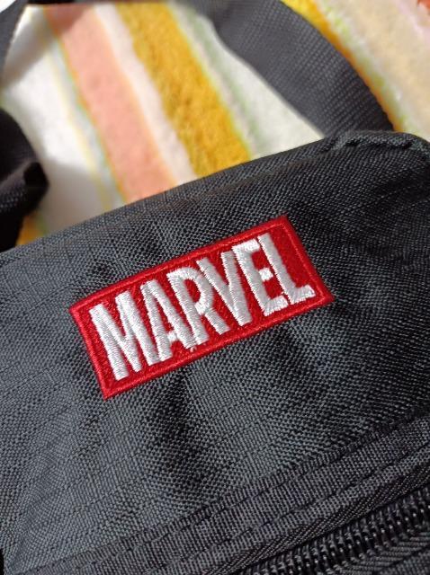 MARVEL★ショルダーバッグ★ショルダー取り外し可能★斜め掛け★美美品★マーベル★ < キッズ/ベビー  MARVEL★ショルダーバッグ★ショルダー取り外し可能★斜め掛け★美美品★マーベル★ < キッズ/ベビーの