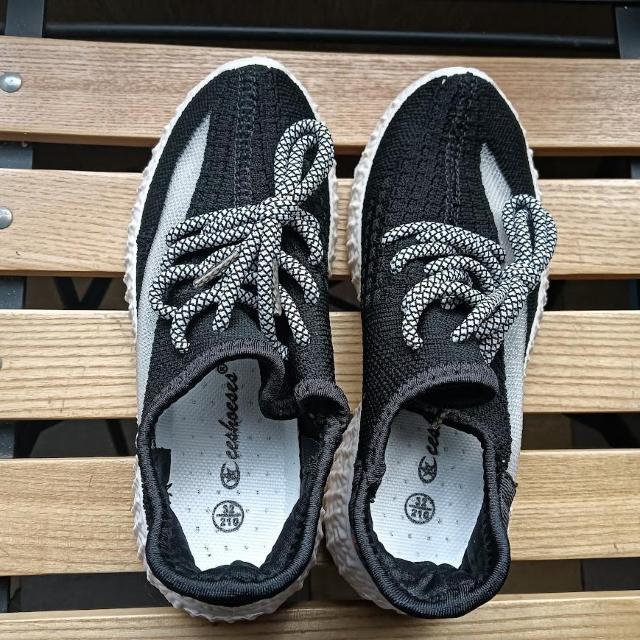 新品 20cm スニーカー ブラック 子供靴 キッズ 靴 シューズ ローカット < キッズ/ベビー  新品 20cm スニーカー ブラック 子供靴 キッズ 靴 シューズ ローカット < キッズ/ベビーの