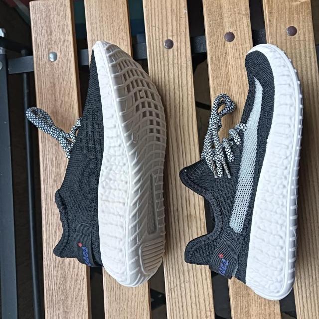 新品 20cm スニーカー ブラック 子供靴 キッズ 靴 シューズ ローカット < キッズ/ベビー  新品 20cm スニーカー ブラック 子供靴 キッズ 靴 シューズ ローカット < キッズ/ベビーの