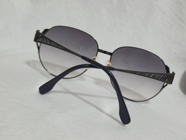 正規 良品 レア イヴサンローラン YSL yロゴ ウェリントンメタル アイウェア黒 リフレクション装飾 眼鏡◯サングラス 付属有 < ブランド  正規 良品 レア イヴサンローラン YSL yロゴ ウェリントンメタル アイウェア黒 リフレクション装飾 眼鏡◯サングラス 付属有 < ブランドの