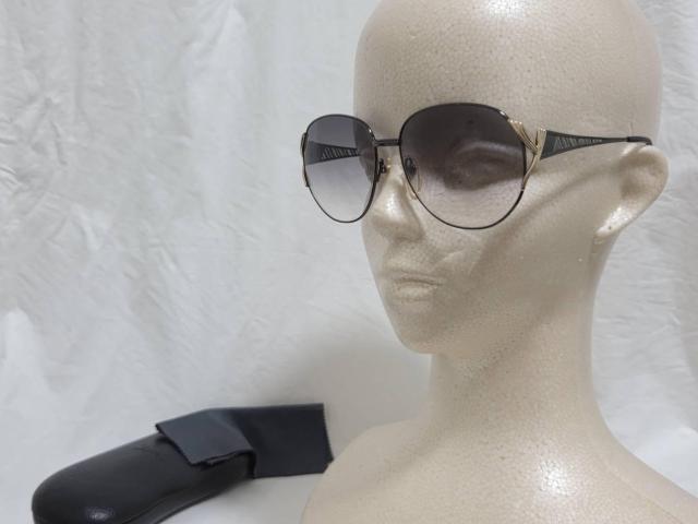 正規 良品 レア イヴサンローラン YSL yロゴ ウェリントンメタル アイウェア黒 リフレクション装飾 眼鏡◯サングラス 付属有 < ブランド  正規 良品 レア イヴサンローラン YSL yロゴ ウェリントンメタル アイウェア黒 リフレクション装飾 眼鏡◯サングラス 付属有 < ブランドの