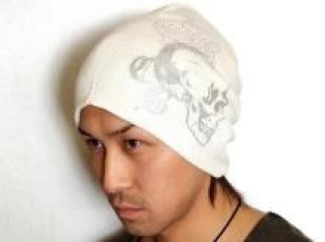 《New》冬のマストアイテム★シルバースタッズ・スカル&クラウン*ニット帽/ホワイト < 男性ファッション 《New》冬のマストアイテム★シルバースタッズ・スカル&クラウン*ニット帽/ホワイト < 男性ファッションの