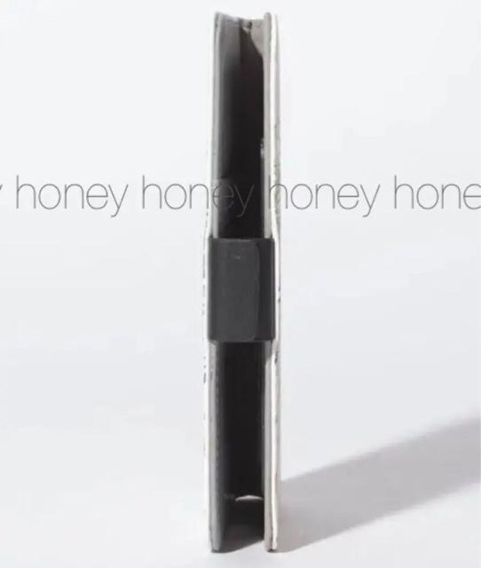 定価4,950円★TONAL★ピーコックフラップケース★iPhoneケース < 家電/AV  定価4,950円★TONAL★ピーコックフラップケース★iPhoneケース < 家電/AVの