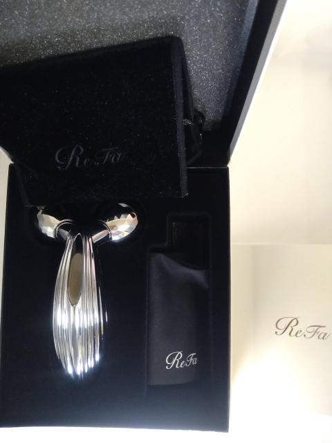 【送料無料】ReFa CARAT RAY リファカラット レイ < 家電/AV  【送料無料】ReFa CARAT RAY リファカラット レイ  < 家電/AVの