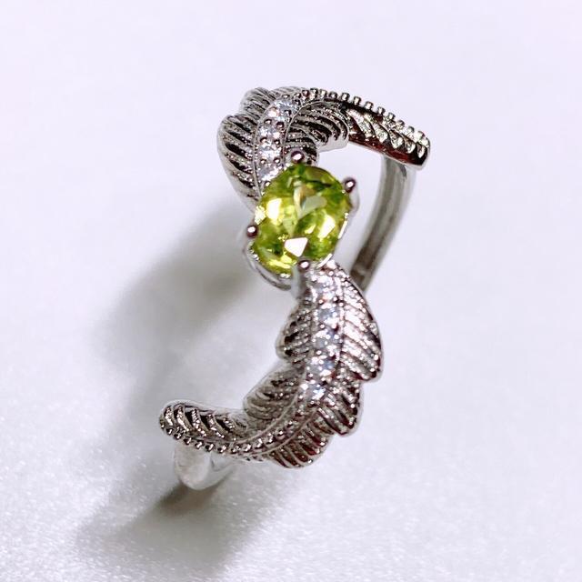 0.4ct宝石 ミャンマー産ペリドット フェザーリング フリーサイズ < 女性アクセサリー/時計  0.4ct宝石 ミャンマー産ペリドット フェザーリング フリーサイズ  < 女性アクセサリー/時計の