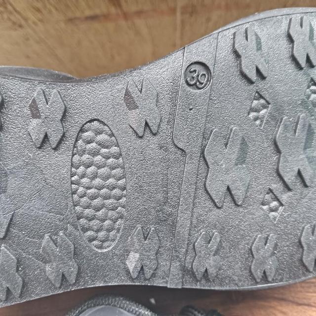 新品 24.5cm レディース スニーカー ブラック シューズ 靴 男女兼用 < 女性ファッション  新品 24.5cm レディース スニーカー ブラック シューズ 靴 男女兼用 < 女性ファッションの