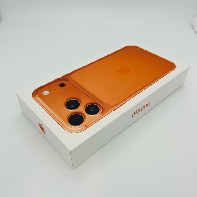 ���J�� iPhone 17 Pro Max 512 GB SIM�t���[ �{�� �� �Ɠd/AV�� 