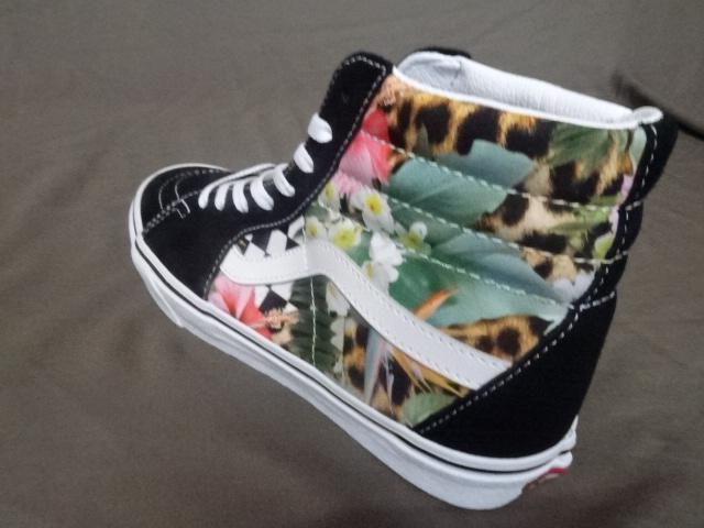 激レア USA購入 ハイビスカス花柄 バンズ【Vans Sk8-Hi】27.0a < ブランド  激レア USA購入 ハイビスカス花柄 バンズ【Vans Sk8-Hi】27.0a < ブランドの