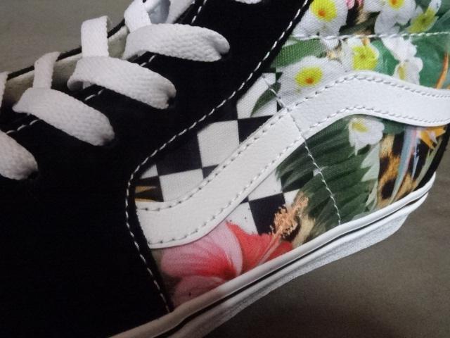 激レア USA購入 ハイビスカス花柄 バンズ【Vans Sk8-Hi】27.0a < ブランド  激レア USA購入 ハイビスカス花柄 バンズ【Vans Sk8-Hi】27.0a < ブランドの