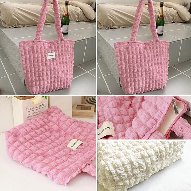送料無料 新品 ぽこぽこトートバッグ ワッフル風バッグ < 女性ファッション  送料無料 新品 ぽこぽこトートバッグ ワッフル風バッグ < 女性ファッションの