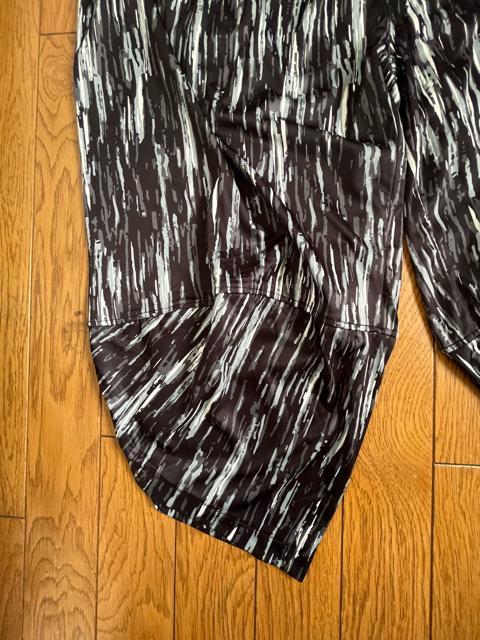 Mサイズ!高貴紳士的!かっこいい!ツルサラッと素材!ゆるっと伸びる!アラジンパンツ!両サイドand後両ヒップにポケット付き! < 男性ファッション  Mサイズ!高貴紳士的!かっこいい!ツルサラッと素材!ゆるっと伸びる!アラジンパンツ!両サイドand後両ヒップにポケット付き! < 男性ファッションの