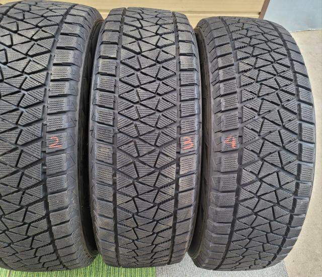 BRIDGESTONE DM-V2 235/65R18 106Q 中古タイヤ4本セットブリヂストン ブリザックDM-V2 レクサス < 自動車/バイク BRIDGESTONE DM-V2 235/65R18 106Q 中古タイヤ4本セットブリヂストン ブリザックDM-V2 レクサス < 自動車/バイク