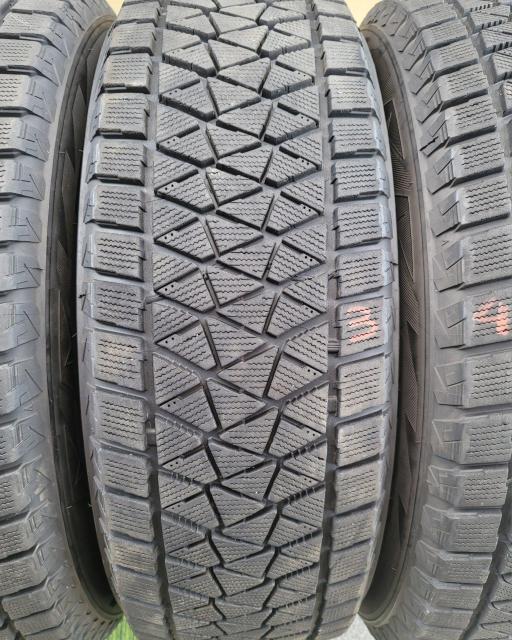 BRIDGESTONE DM-V2 235/65R18 106Q 中古タイヤ4本セットブリヂストン ブリザックDM-V2 レクサス < 自動車/バイク BRIDGESTONE DM-V2 235/65R18 106Q 中古タイヤ4本セットブリヂストン ブリザックDM-V2 レクサス < 自動車/バイク