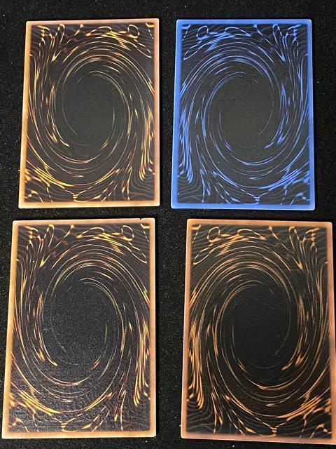 【超豪華】三幻神 オシリス ラー オベリスク プレート仕様 4枚セット 希少 遊戯王 < トレーディングカード 【超豪華】三幻神 オシリス ラー オベリスク プレート仕様 4枚セット 希少 遊戯王 < トレーディングカードの