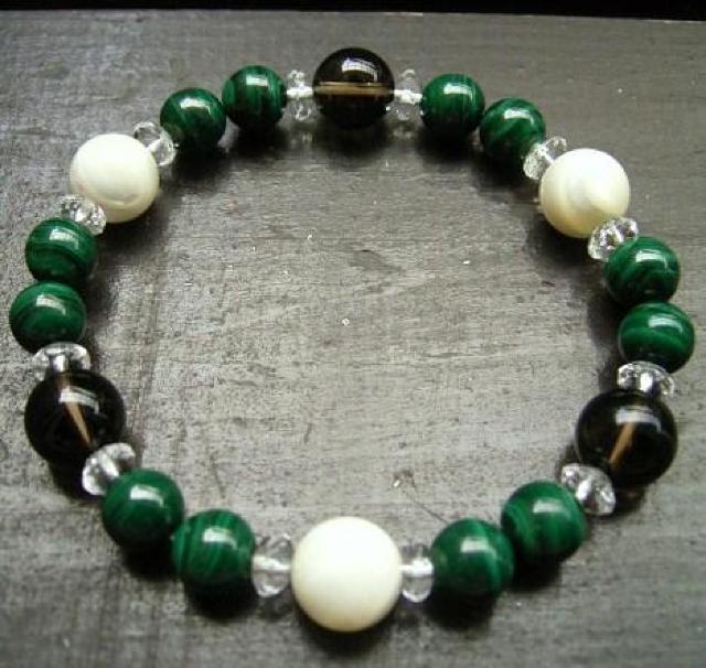 孔雀石xスモーキークォ-ツx白蝶貝ブレスレット < 男性アクセサリー/時計 孔雀石xスモーキークォ-ツx白蝶貝ブレスレット < 男性アクセサリー/時計の