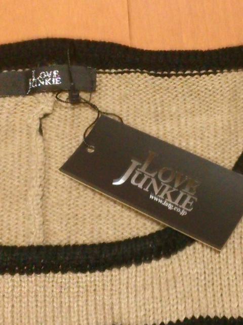 LOVEJUNKIE{[_[jbg  uh 