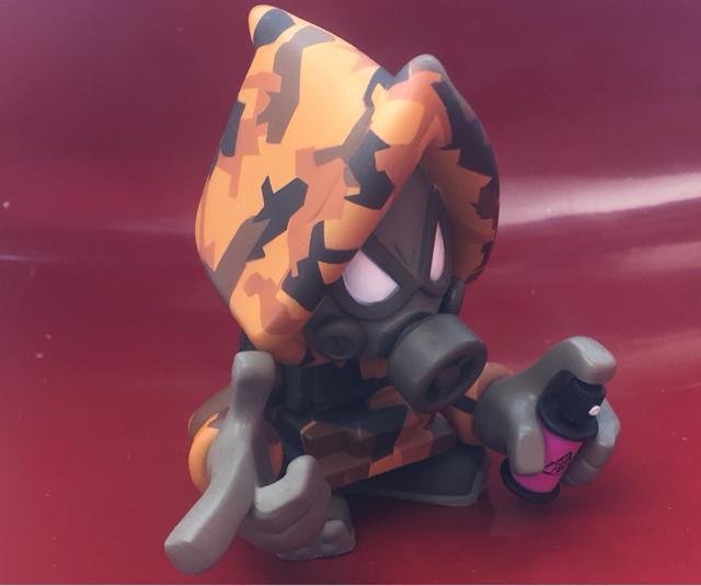 《GAS MASK》フィギュア ガスマスク FRANKIE エレクトロニックヴァイラス デザイナーズトイ 香港トイ スプレー缶トイ < ホビー  《GAS MASK》フィギュア ガスマスク FRANKIE エレクトロニックヴァイラス デザイナーズトイ 香港トイ スプレー缶トイ < ホビーの