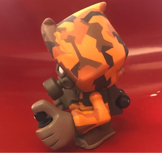 《GAS MASK》フィギュア ガスマスク FRANKIE エレクトロニックヴァイラス デザイナーズトイ 香港トイ スプレー缶トイ < ホビー  《GAS MASK》フィギュア ガスマスク FRANKIE エレクトロニックヴァイラス デザイナーズトイ 香港トイ スプレー缶トイ < ホビーの