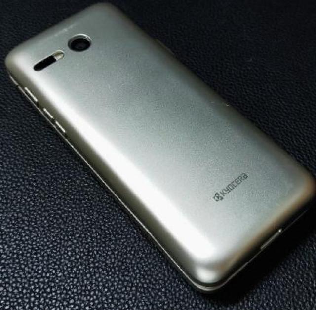 au 񂽂P[^C KYF41 Vo[ SIMbNς