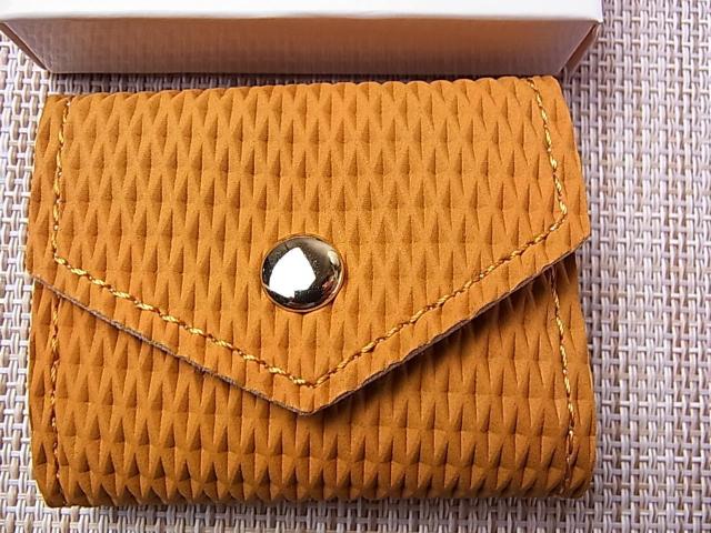 ★ 未使用 コンパクト アクセサリーケース ミニサイズ リング・ピアス・ネックレス収納に(1) < 女性アクセサリー/時計 ★ 未使用 コンパクト アクセサリーケース ミニサイズ リング・ピアス・ネックレス収納に(1) < 女性アクセサリー/時計の