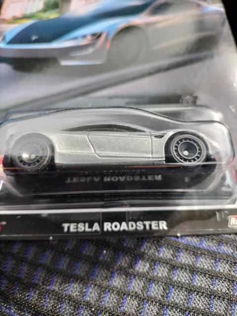 ホットホイール テスラ ロードスター 未開封 新品 < ホビー  ホットホイール テスラ ロードスター 未開封 新品 < ホビーの