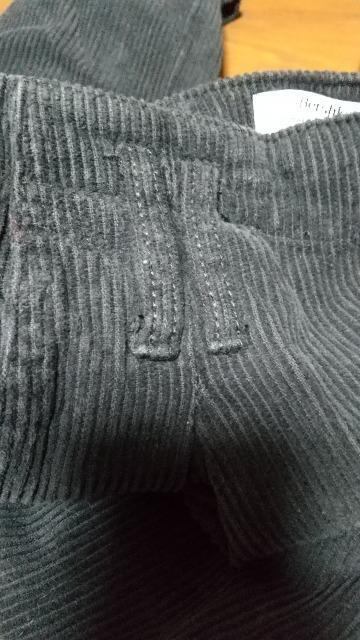 Bershkaのお品★黒のコーディロイパンツ★ハイウエスト★Mサイズ < ブランド  Bershkaのお品★黒のコーディロイパンツ★ハイウエスト★Mサイズ < ブランドの