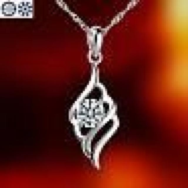 ★ブリリアント天使の羽根ペンダント14 < 女性アクセサリー/時計  ★ブリリアント天使の羽根ペンダント14  < 女性アクセサリー/時計の