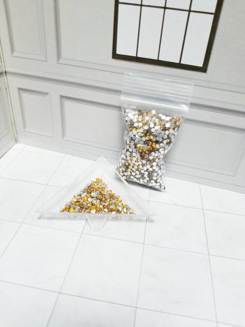 ラインストーン トパーズ 3mm 25.3g 大容量 < 香水/コスメ/ネイル  ラインストーン トパーズ 3mm 25.3g 大容量  < 香水/コスメ/ネイルの