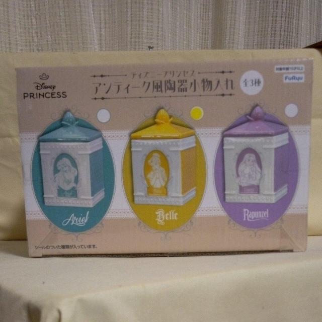 ディズニープリンセスアンティーク風陶器小物入れ ベル < アニメ/コミック/キャラクター  ディズニープリンセスアンティーク風陶器小物入れ ベル  < アニメ/コミック/キャラクターの