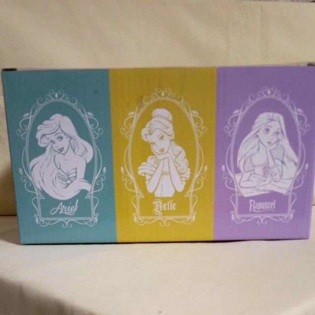 ディズニープリンセスアンティーク風陶器小物入れ ベル < アニメ/コミック/キャラクター  ディズニープリンセスアンティーク風陶器小物入れ ベル < アニメ/コミック/キャラクターの