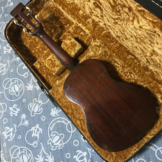 超レア 世界に1本 1971 マーチン T-18 Tiple 4弦コンバージョン ハードケース付 < ホビー 超レア 世界に1本 1971 マーチン T-18 Tiple 4弦コンバージョン ハードケース付 < ホビーの