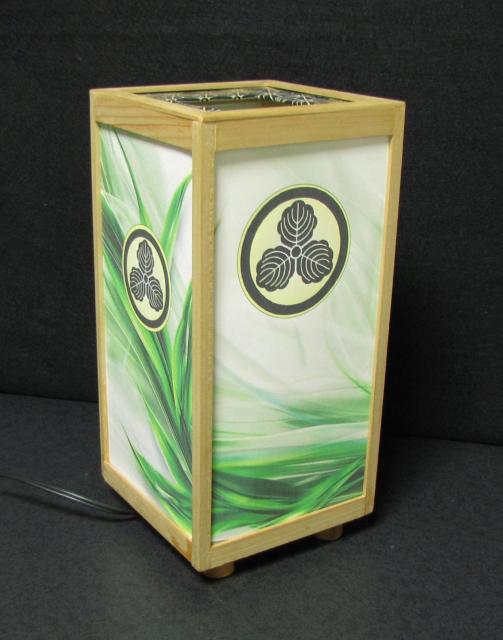 ★家紋の宿り木/森羅万象=「丸に三つ柏」/至福の明り・心温まるひととき/LED昼白色・ラミネート加工・檜枠造・軽量/ < 家電/AV  ★家紋の宿り木/森羅万象=「丸に三つ柏」/至福の明り・心温まるひととき/LED昼白色・ラミネート加工・檜枠造・軽量/ < 家電/AVの