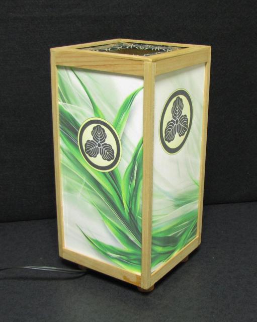 ★家紋の宿り木/森羅万象=「丸に三つ柏」/至福の明り・心温まるひととき/LED昼白色・ラミネート加工・檜枠造・軽量/ < 家電/AV  ★家紋の宿り木/森羅万象=「丸に三つ柏」/至福の明り・心温まるひととき/LED昼白色・ラミネート加工・檜枠造・軽量/ < 家電/AVの